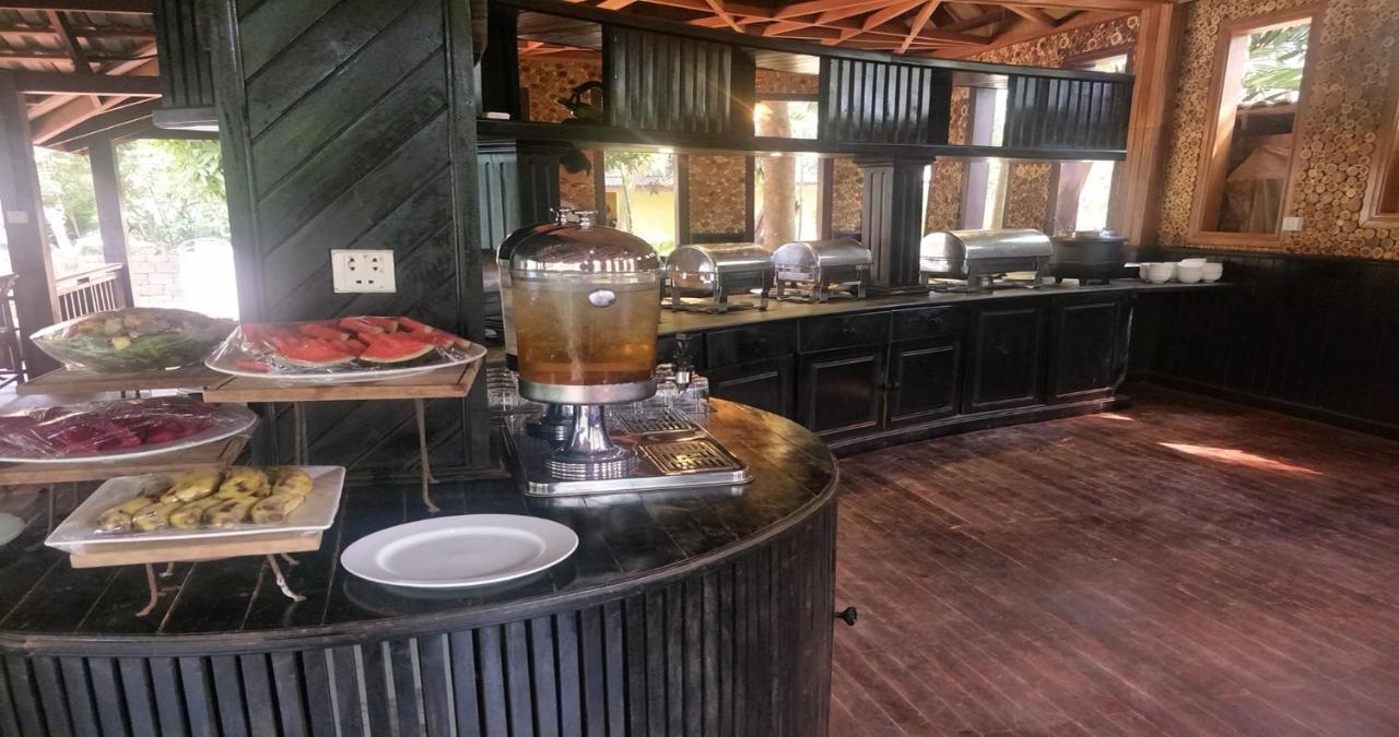 Kirirom Hillside Resort コンポンスプー エクステリア 写真