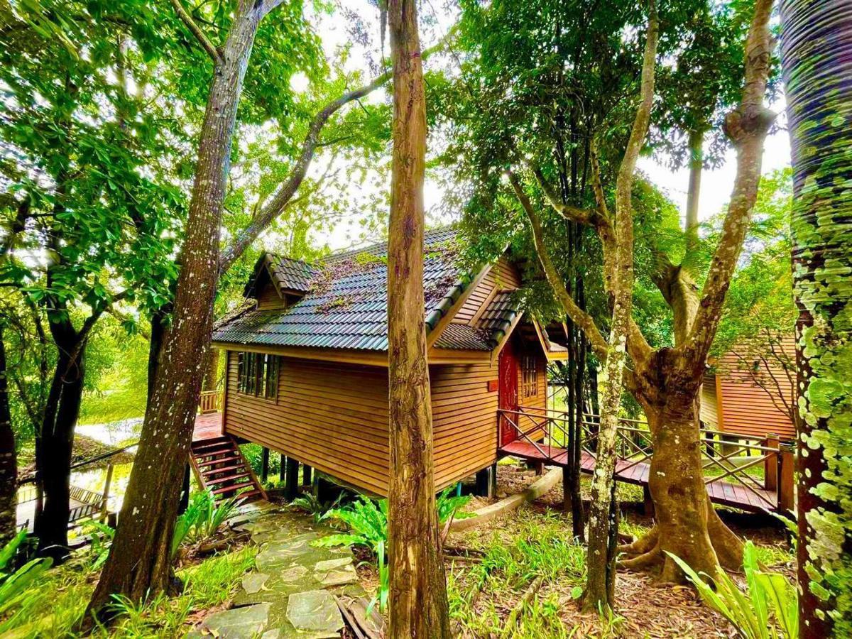 Kirirom Hillside Resort コンポンスプー エクステリア 写真